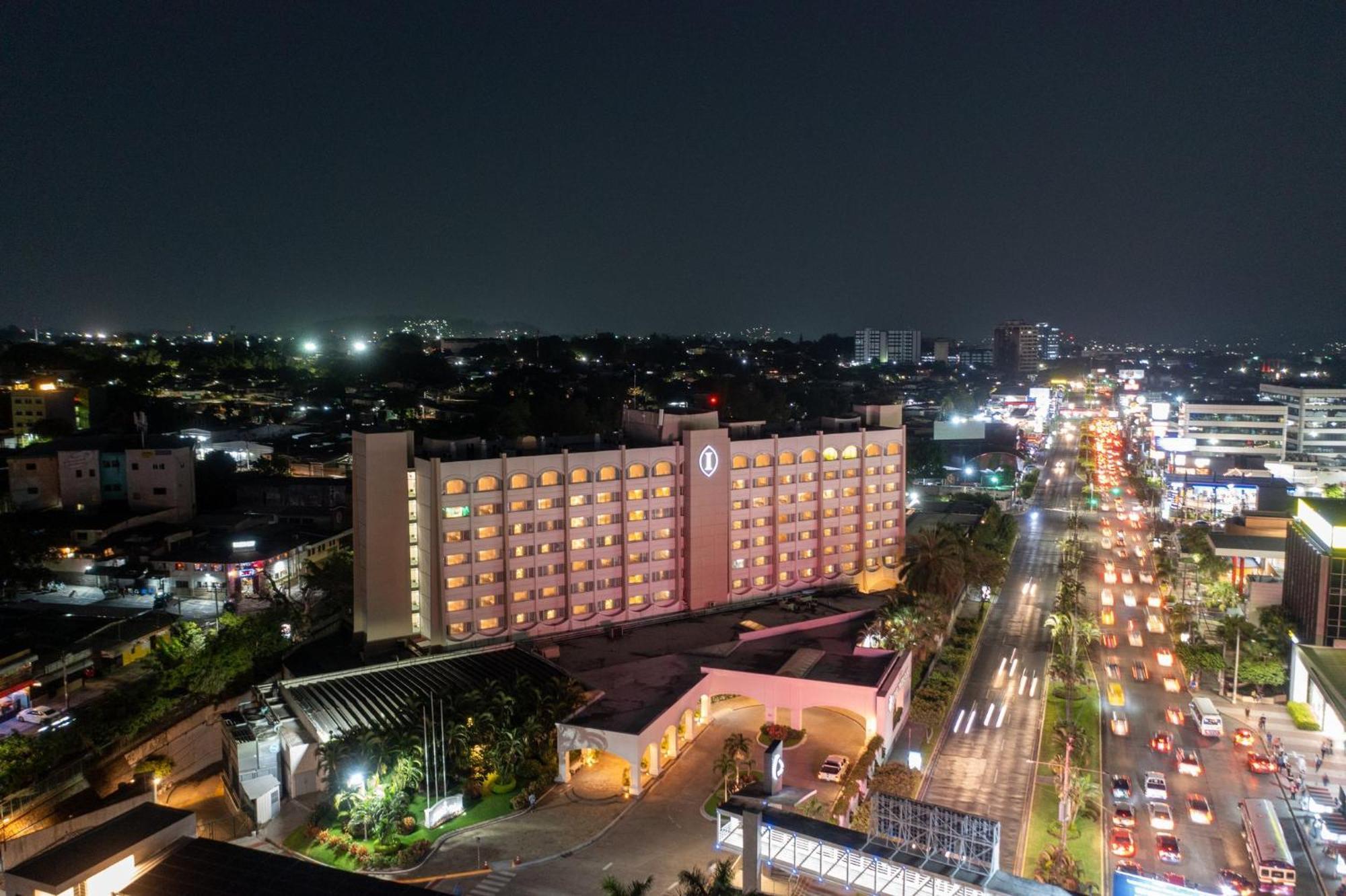 Real Intercontinental San Salvador By Ihg Hotell Exteriör bild