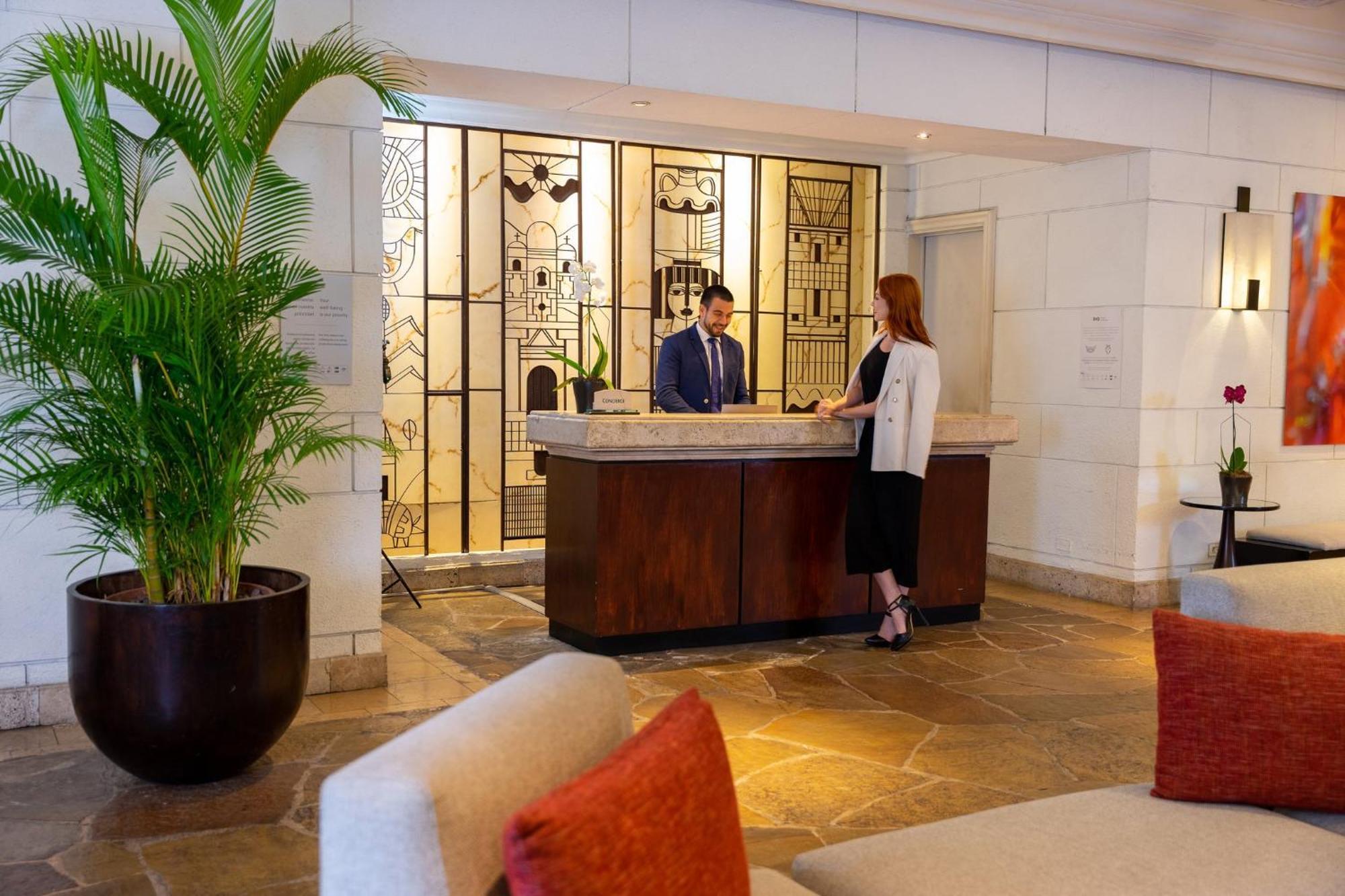 Real Intercontinental San Salvador By Ihg Hotell Exteriör bild